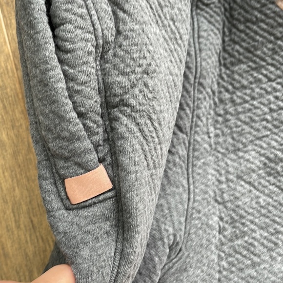 GUC Lunya Small double faced restore joggers in charcoal - Picture 9 of 9